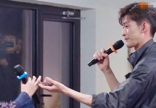 吃瓜少女胖脸视频,揭秘网红美食短视频背后的故事 第1张 吃瓜少女胖脸视频,揭秘网红美食短视频背后的故事 第1张