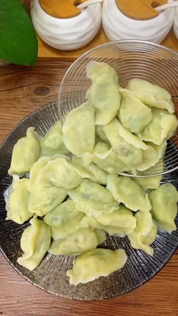 吃不吃水饺瓜早期视频,吃不吃水饺瓜的趣味瞬间