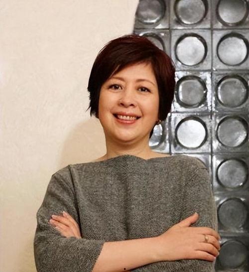 李小婉吃瓜视频,揭秘娱乐圈幕后故事