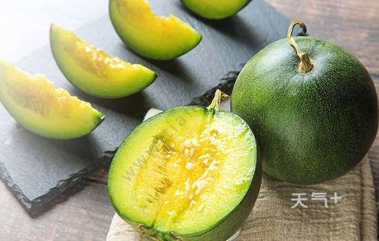 唐山小姑娘吃哈密瓜视频,唐山萌娃甜蜜演绎哈密瓜美食之旅 第2张 唐山小姑娘吃哈密瓜视频,唐山萌娃甜蜜演绎哈密瓜美食之旅 第2张