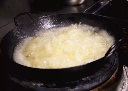 甜水面小哥哥吃瓜视频,一场美食与娱乐的盛宴 第3张 甜水面小哥哥吃瓜视频,一场美食与娱乐的盛宴 第3张