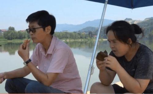 吃瓜群众农村妇女视频播放,揭秘乡村生活趣味瞬间  第1张